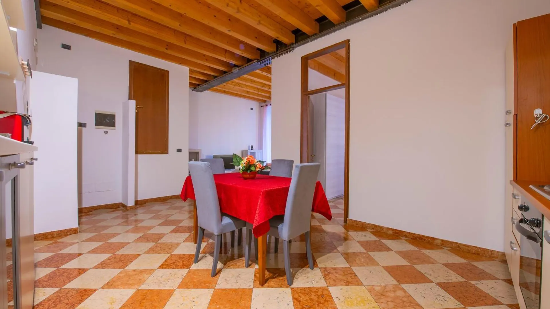 You&Me Mazzini Home Verona centro Appartamento